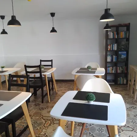 Starboys Gay - Gay Men Only Hotel 3*