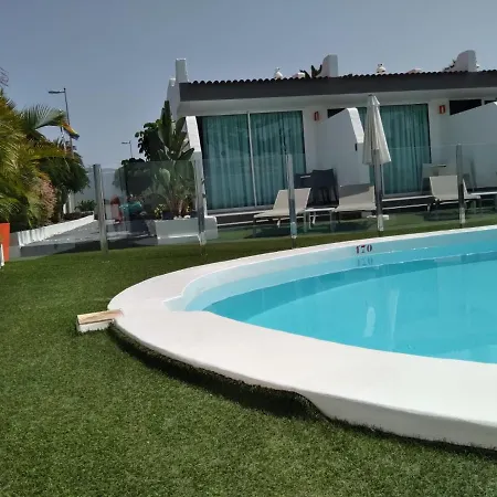 Hotel Starboys Gay - Gay Men Only 3*